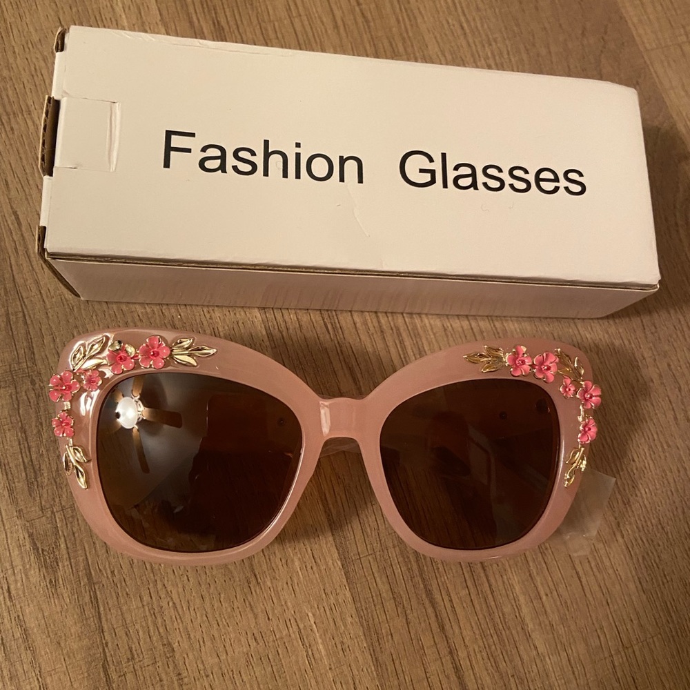 Vintage style glasses